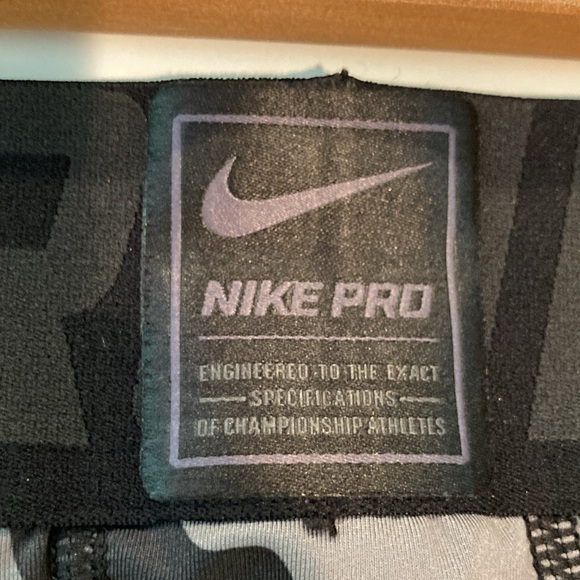 Nike Pro camouflage compression leggings L - Picture 7 of 16